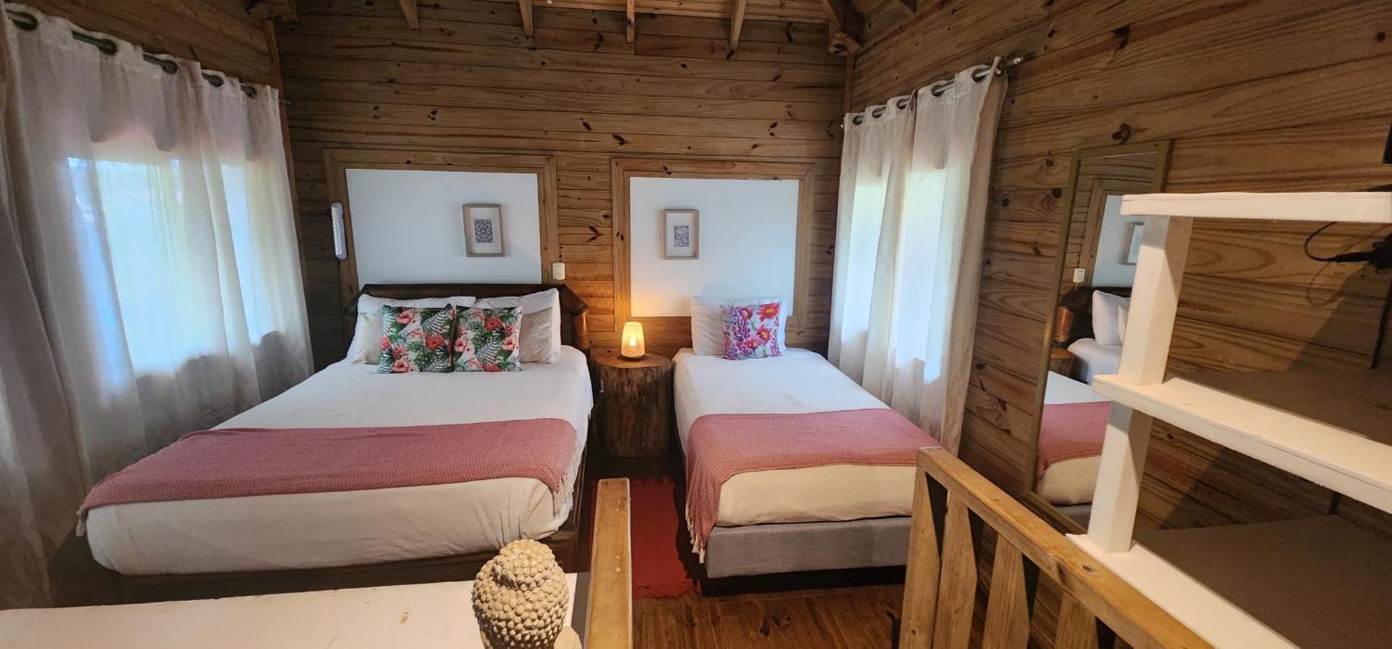 Boutique Hotel Y Spa Tangara Azul Ojochal Ngoại thất bức ảnh