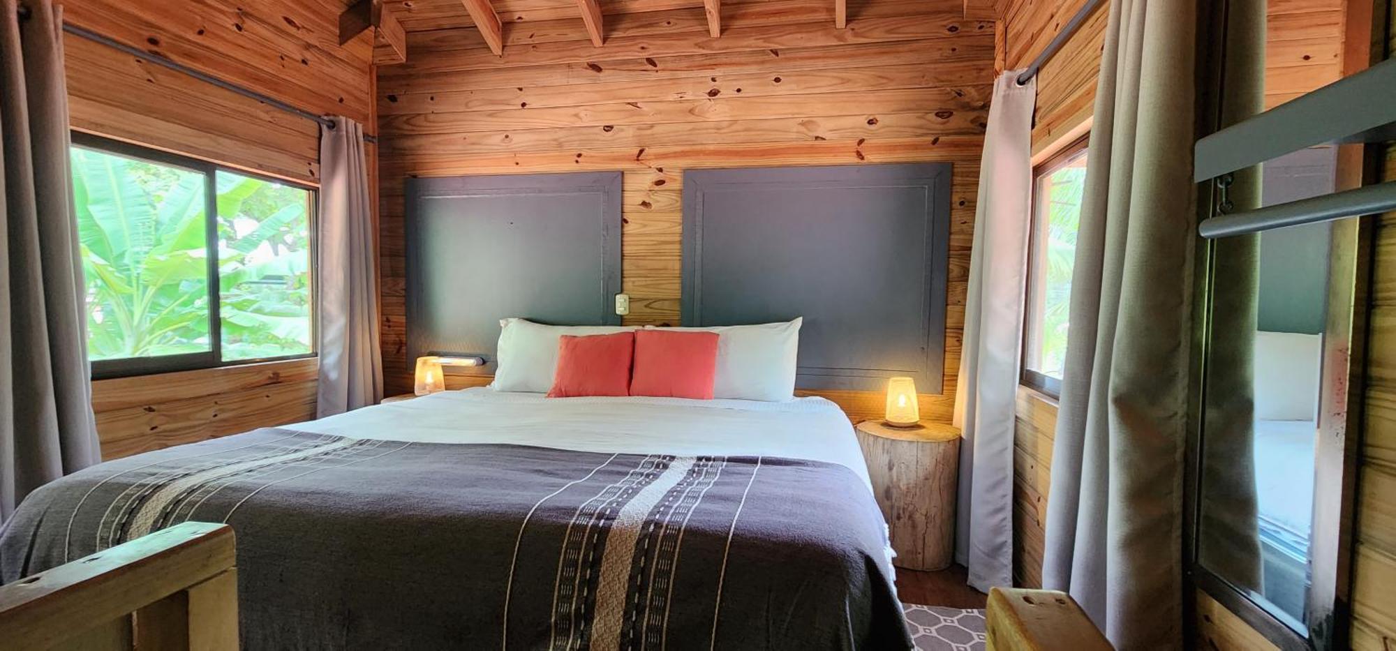 Boutique Hotel Y Spa Tangara Azul Ojochal Ngoại thất bức ảnh
